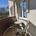 - Uniescie Apartment